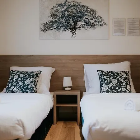 Garden Hotel