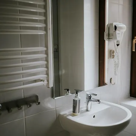 Garden 호텔 Oleśnica